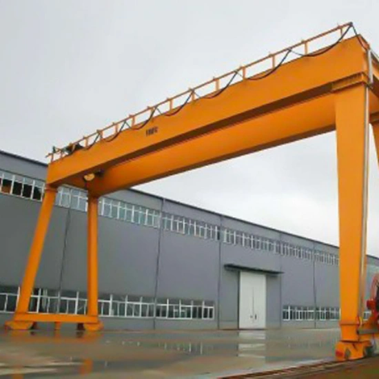 Portal crane for large-scale vessel fabrication