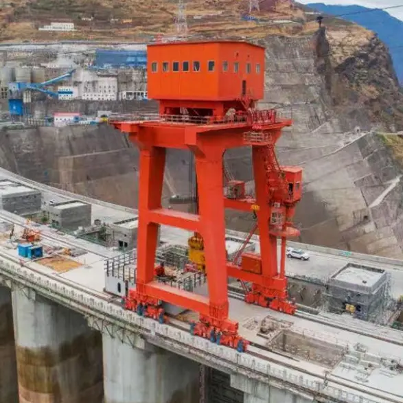 Hydropower station gantry crane 1.webp