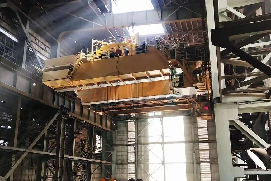 Rotary Feeding Overhead Crane: Efficiency & Safety Guide