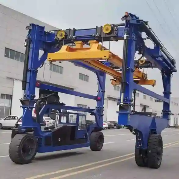 Three-Wheel Straddle Carrier2.webp