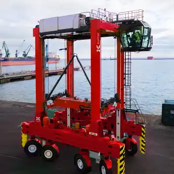 Standard Straddle Carrier